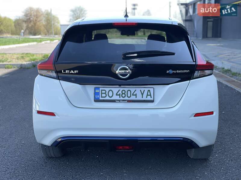 Хетчбек Nissan Leaf 2019 в Тернополі
