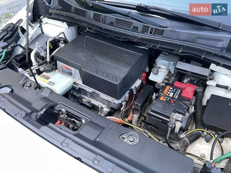 Хетчбек Nissan Leaf 2019 в Тернополі