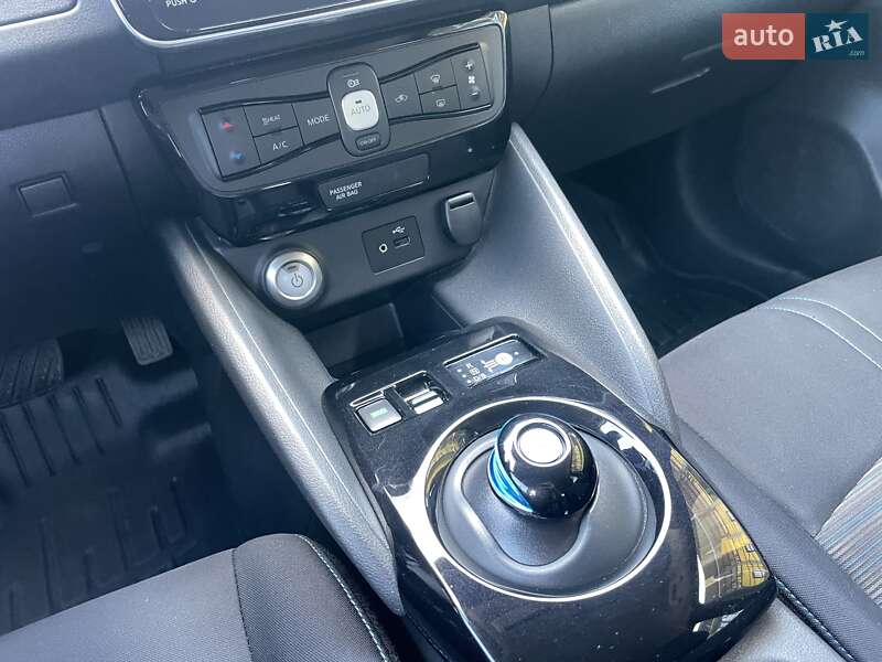 Хетчбек Nissan Leaf 2019 в Тернополі