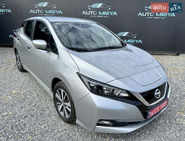 Хетчбек Nissan Leaf 2020 в Самборі