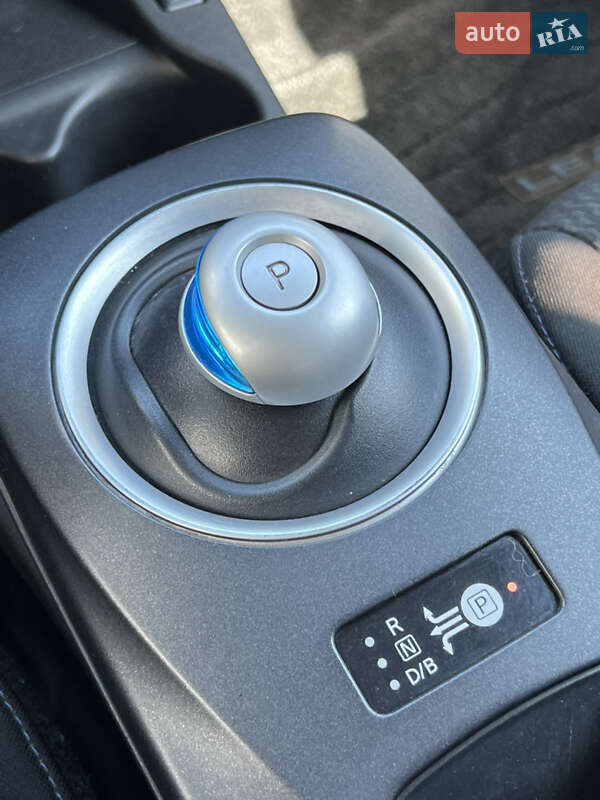 Хетчбек Nissan Leaf 2014 в Одесі