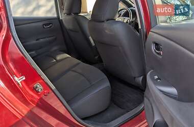 Хэтчбек Nissan Leaf 2014 в 