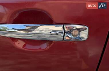 Хэтчбек Nissan Leaf 2014 в 