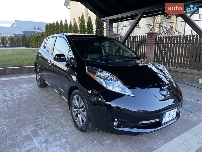 Хэтчбек Nissan Leaf 2016 в Черновцах