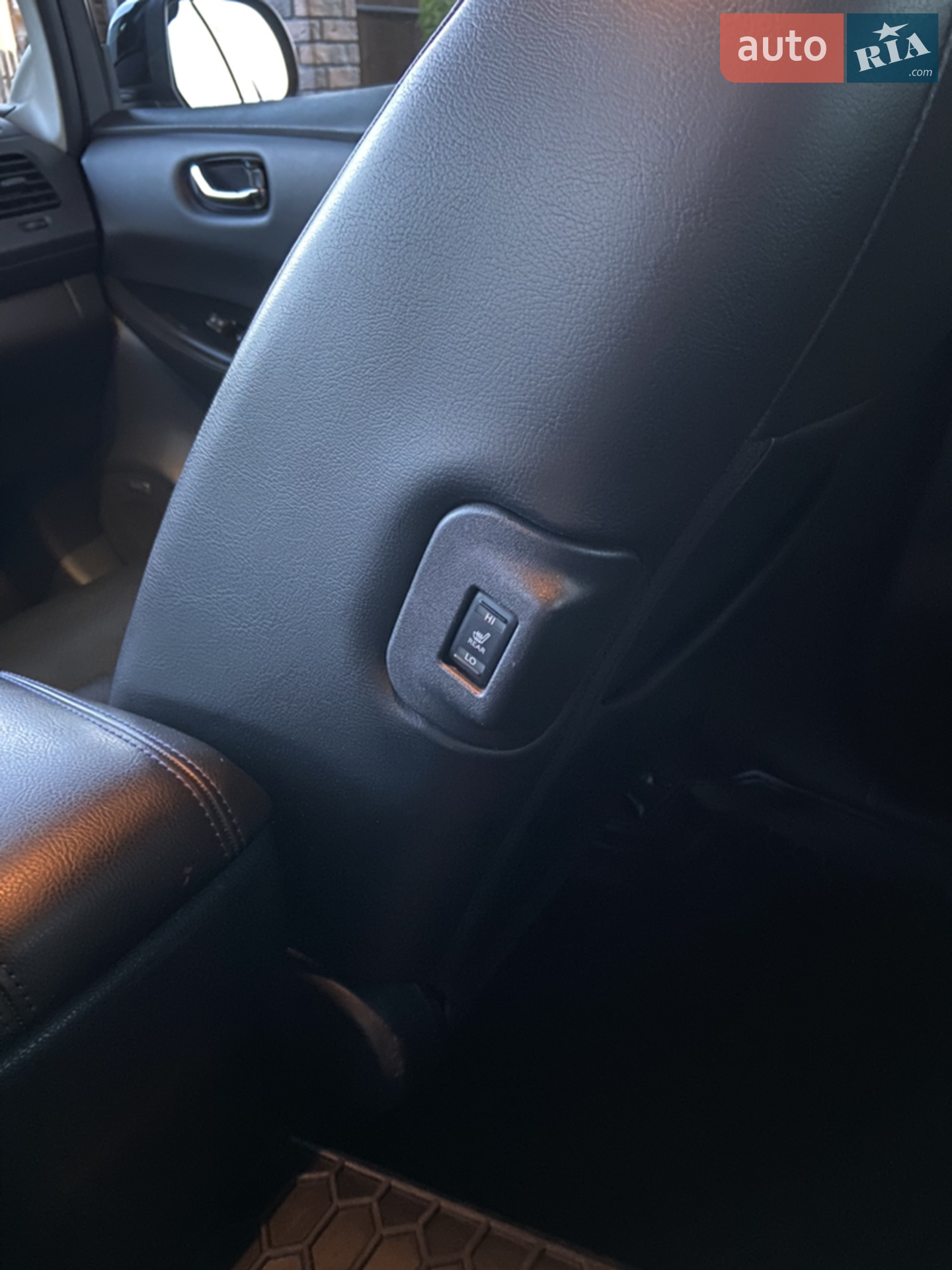 2016 Nissan Leaf - мініатюра 9