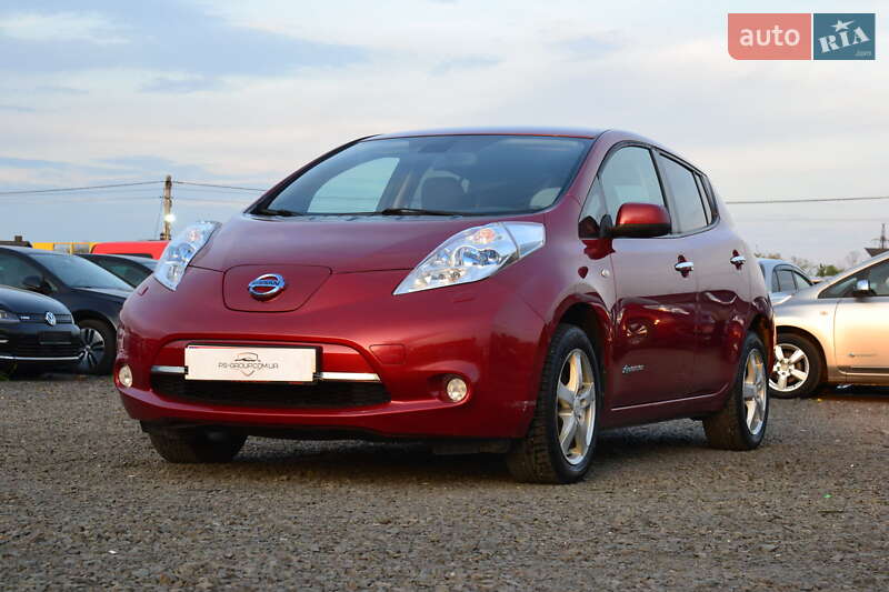 Хетчбек Nissan Leaf 2014 в Луцьку
