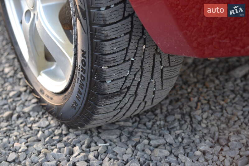 Хетчбек Nissan Leaf 2014 в Луцьку