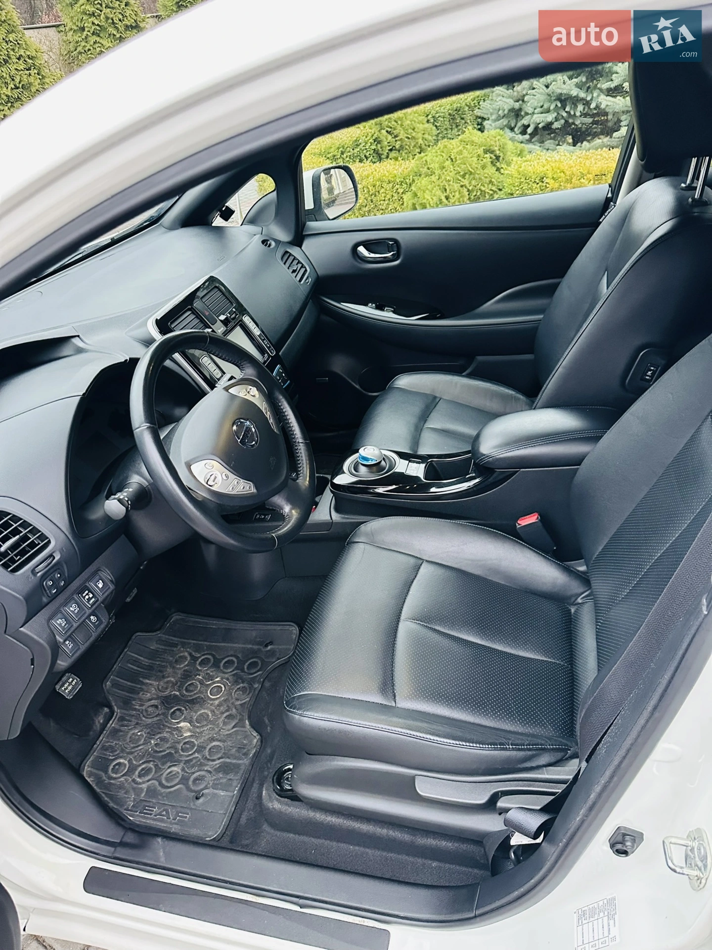 2014 Nissan Leaf - мініатюра 17