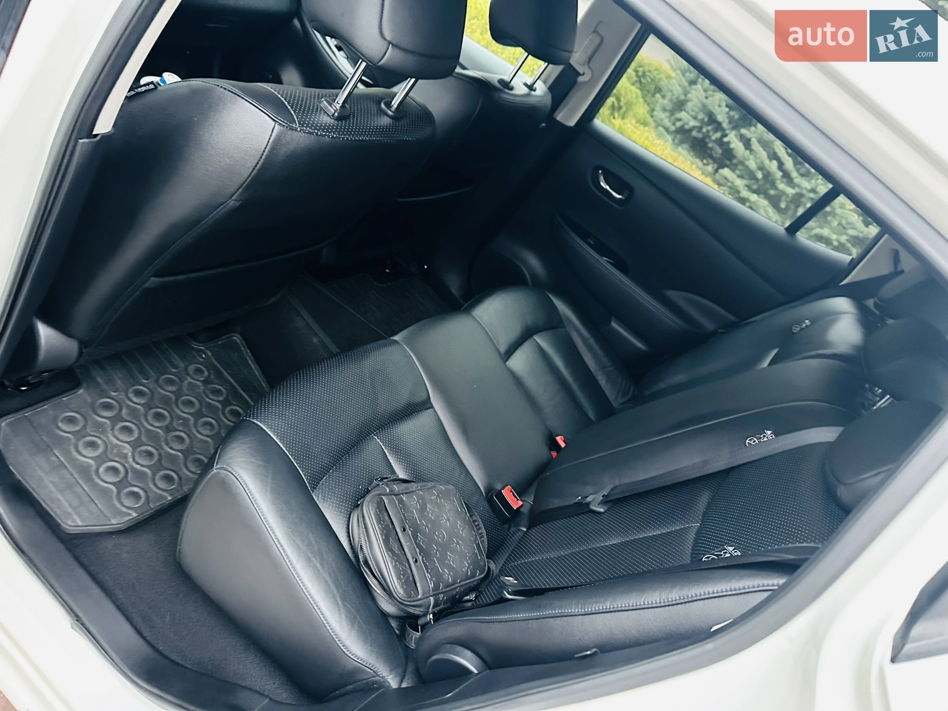 2014 Nissan Leaf - мініатюра 24
