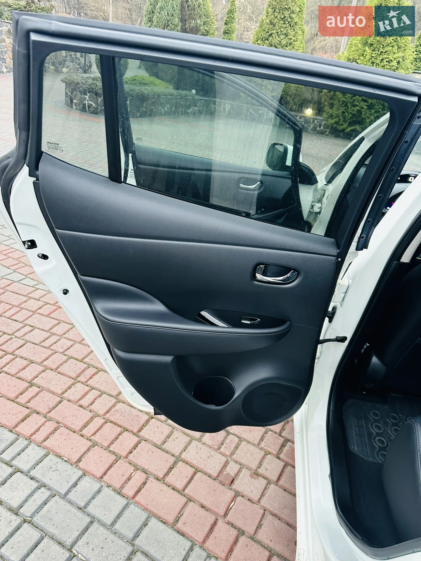 2014 Nissan Leaf - мініатюра 32
