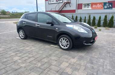 Хетчбек Nissan Leaf 2016 в 