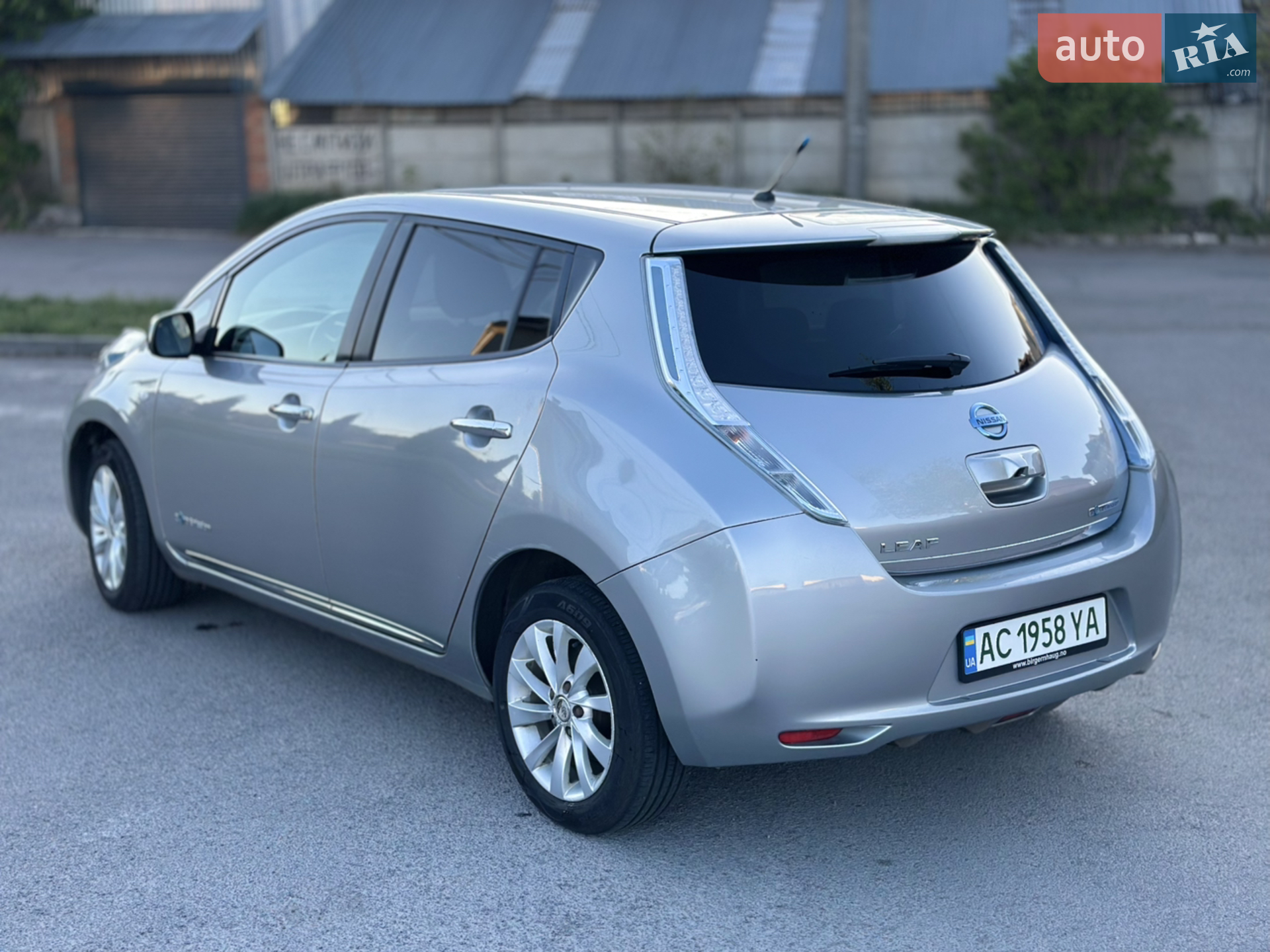 2013 Nissan Leaf - мініатюра 10