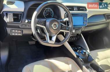 Хэтчбек Nissan Leaf 2018 в Вышгороде