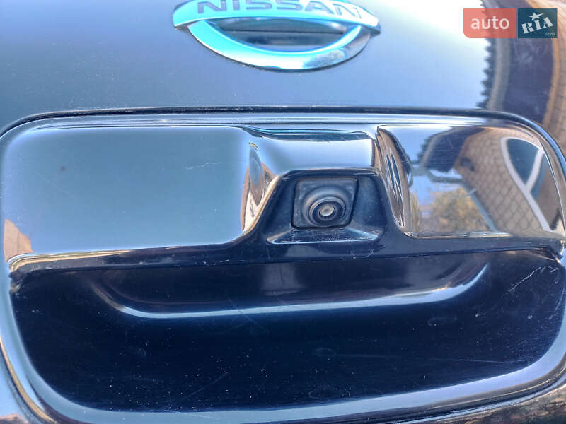 Хэтчбек Nissan Leaf 2015 в Летичеве