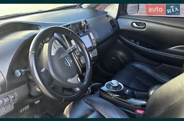 Хэтчбек Nissan Leaf 2014 в 