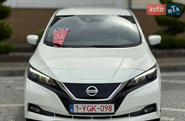 Хетчбек Nissan Leaf 2021 в 