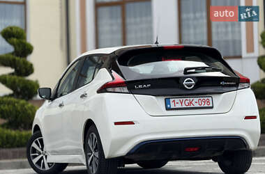 Хетчбек Nissan Leaf 2021 в 