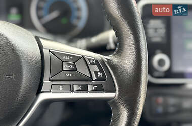 Хетчбек Nissan Leaf 2021 в 