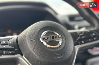 Хетчбек Nissan Leaf 2021 в 