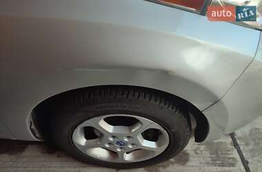 Хетчбек Nissan Leaf 2011 в 