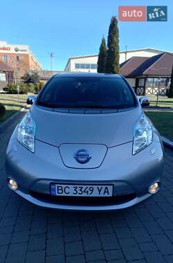 Хэтчбек Nissan Leaf 2014 в 