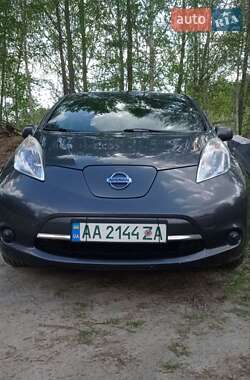 Хетчбек Nissan Leaf 2013 в Фастові