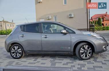 Хэтчбек Nissan Leaf 2017 в 