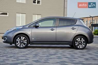 Хэтчбек Nissan Leaf 2017 в 