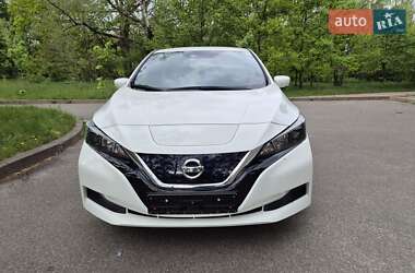 Хетчбек Nissan Leaf 2021 в 