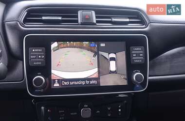 Хетчбек Nissan Leaf 2020 в 