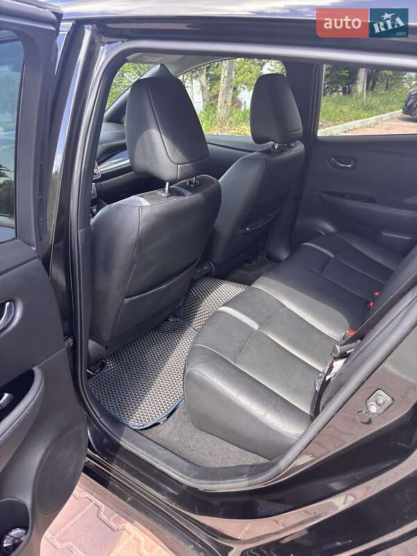 Хэтчбек Nissan Leaf 2021 в Тернополе