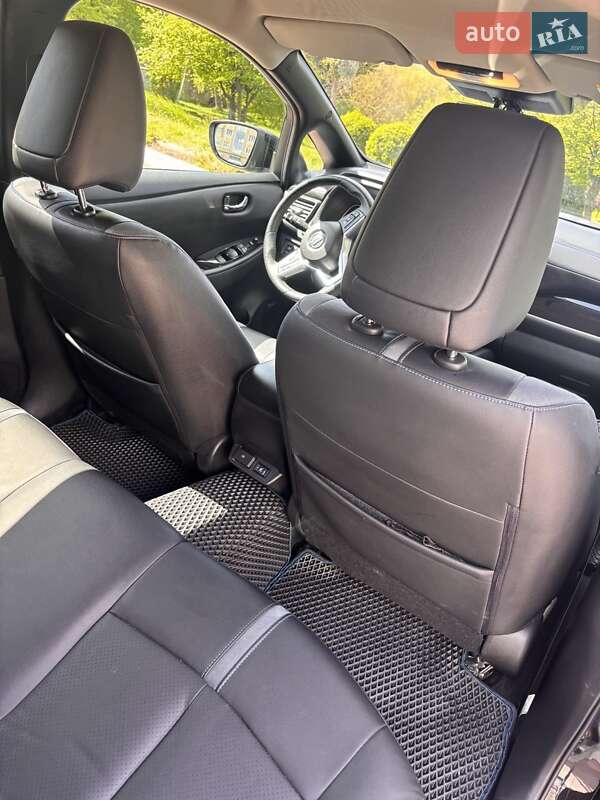 Хэтчбек Nissan Leaf 2021 в Тернополе
