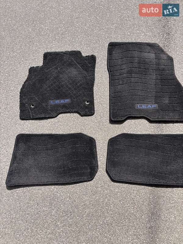 Хэтчбек Nissan Leaf 2021 в Тернополе