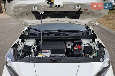 Хетчбек Nissan Leaf 2019 в 