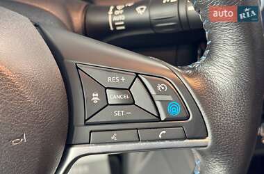 Хетчбек Nissan Leaf 2020 в 