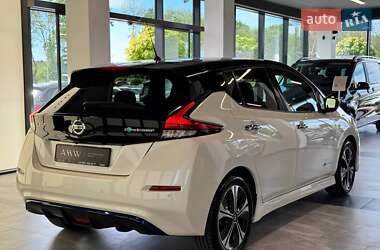 Хетчбек Nissan Leaf 2020 в 