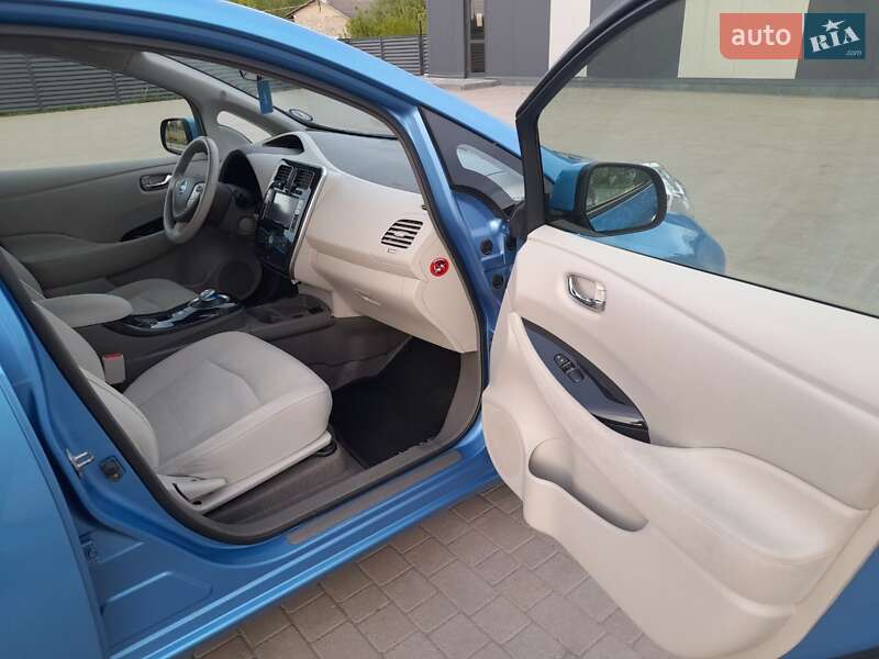 Хэтчбек Nissan Leaf 2012 в Любомле фото 33 Хэтчбек Nissan Leaf 2012 в Любомле