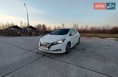 Хетчбек Nissan Leaf 2019 в Пулинах