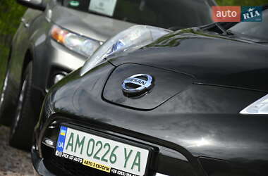 Хэтчбек Nissan Leaf 2016 в 