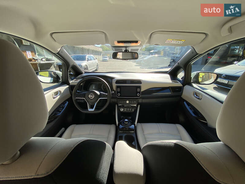 Хетчбек Nissan Leaf 2022 в Києві