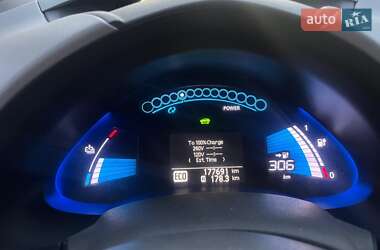 Хетчбек Nissan Leaf 2012 в Одесі