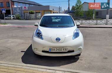 Хэтчбек Nissan Leaf 2013 в Кропивницком
