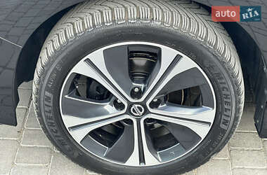 Хэтчбек Nissan Leaf 2020 в 