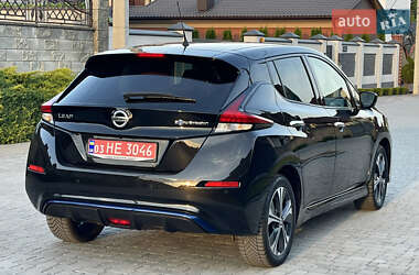 Хэтчбек Nissan Leaf 2020 в 