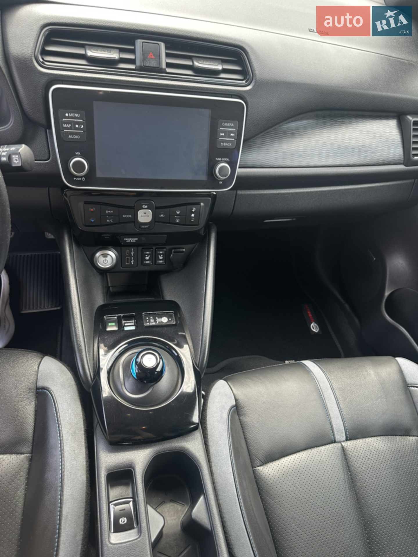 Nissan Leaf 2021 VIN 1N4BZ1DV9MC555551 фото оголошення 16 з 21