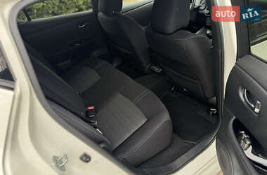 Хэтчбек Nissan Leaf 2020 в 
