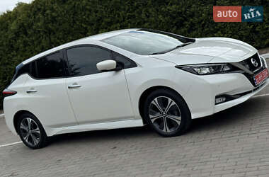 Хэтчбек Nissan Leaf 2020 в 