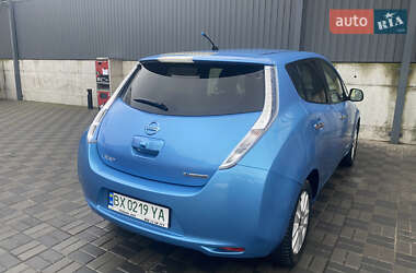 Хетчбек Nissan Leaf 2012 в 