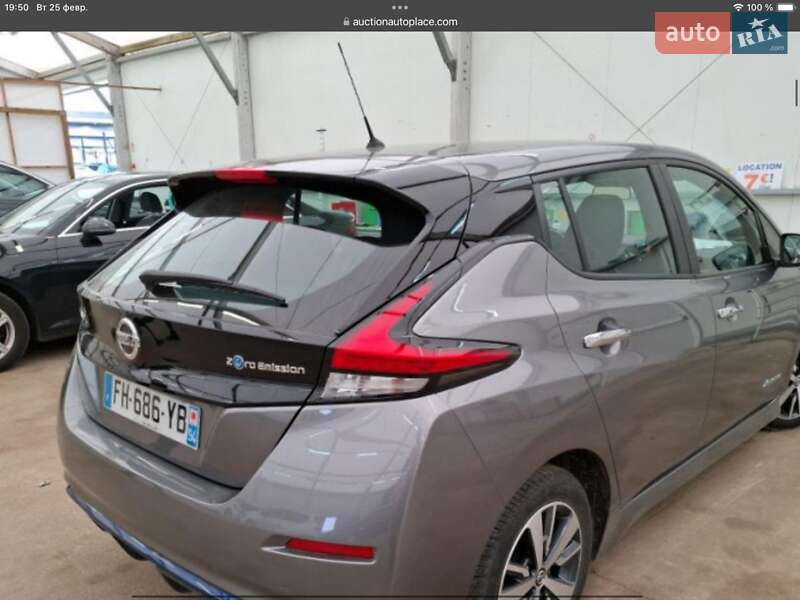 Хетчбек Nissan Leaf 2019 в 