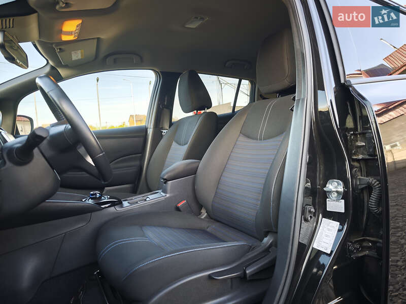 Хетчбек Nissan Leaf 2021 в Луцьку